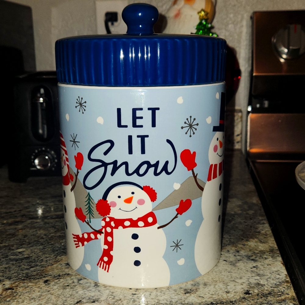 Snowman cookie jar